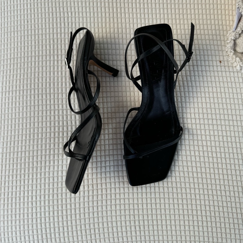 Leather strappy heel sandalsSOLD